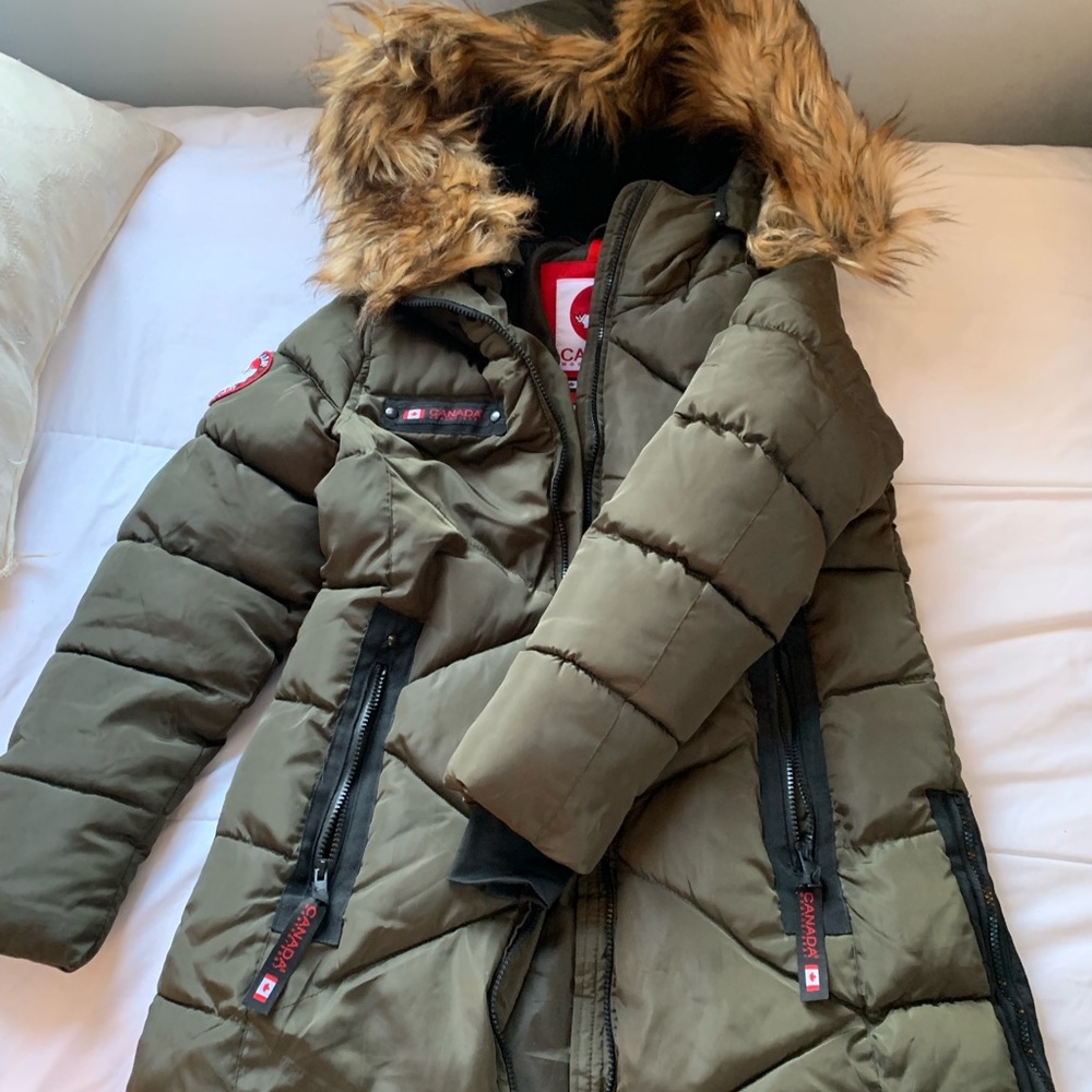 Canada Weathergear Super Warm Jacket size small